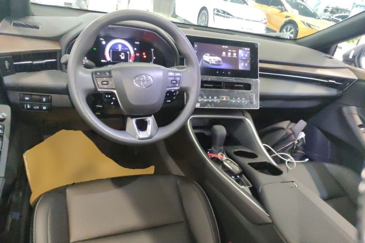 Used Toyota Avalon 2024 2.0L Ambition Edition Center Console
