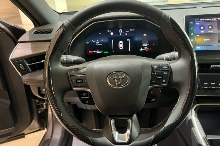 Used Toyota Avalon 2024 Dual-Motor 2.0L Luxury Edition Interior 2