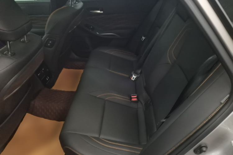 Used Toyota Avalon 2024 Dual-Motor 2.0L Luxury Edition Left Rear Seat