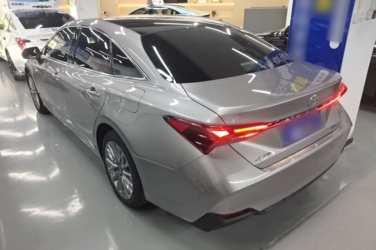 Used Toyota Avalon 2024 Dual-Motor 2.0L Luxury Edition Rear Left 45 Deg