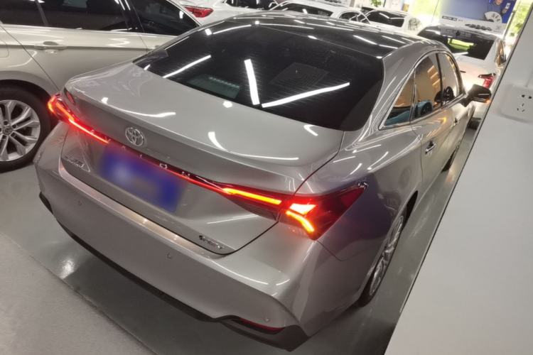 Used Toyota Avalon 2024 Dual-Motor 2.0L Luxury Edition Rear Right 45 Deg