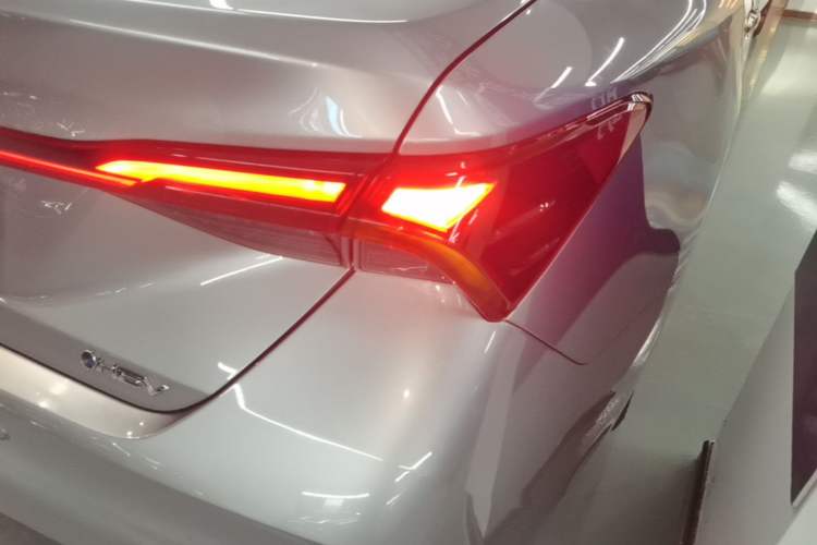 Used Toyota Avalon 2024 Dual-Motor 2.0L Luxury Edition Right Rear Taillight