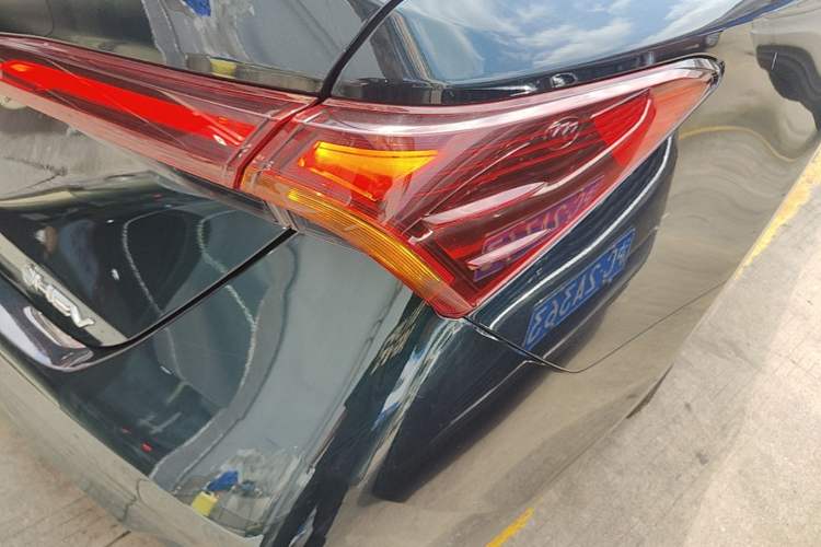 Used Toyota Avalon 2024 Dual-Motor 2.0L Luxury Edition Right Rear Taillight