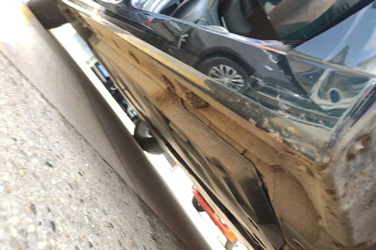Used Toyota Avalon 2024 Dual-Motor 2.0L Luxury Edition Right Side Sill