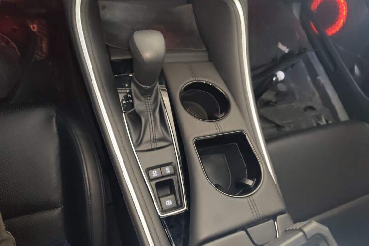 Used Toyota Avalon 2024 2.0L Ambition Edition Gear Lever