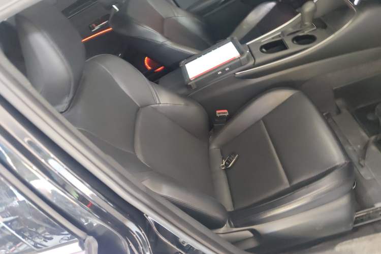 Used Toyota Avalon 2024 2.0L Ambition Edition Right Front Seat