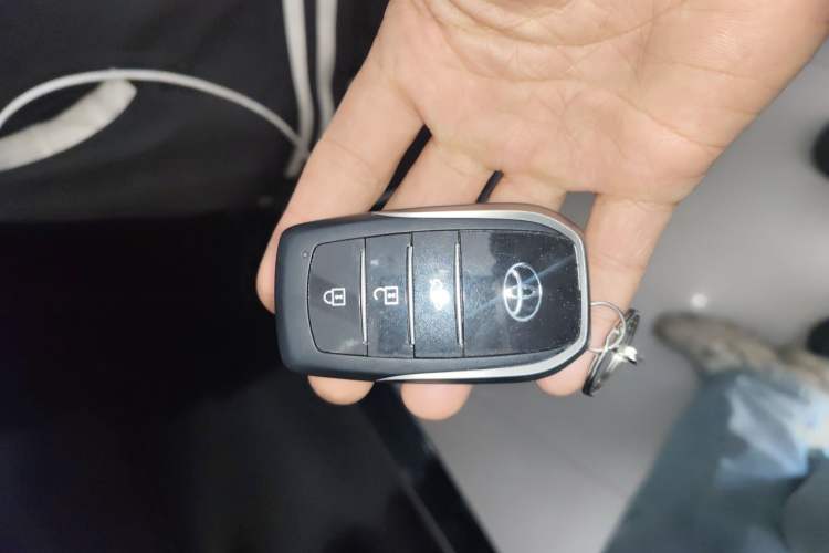 Used Toyota Avalon 2024 2.0L Ambition Edition Vehicle Key