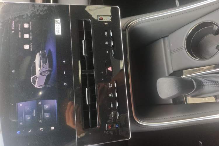 Used Toyota Avalon 2024 2.0L Ambition Edition Audio And AC Panel