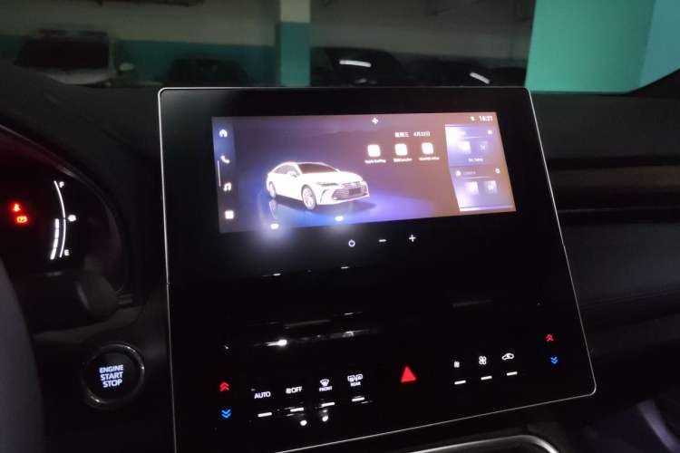 Used Toyota Avalon 2024 2.0L Ambition Edition Audio And AC Panel