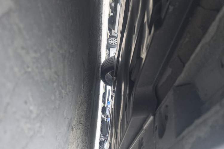 Used Toyota Avalon 2024 Dual-Engine 2.5L XLE Premium Edition Chassis Front Left