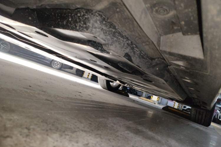 Used Toyota Avalon 2024 Dual-Motor 2.0L Luxury Edition Chassis Front Left