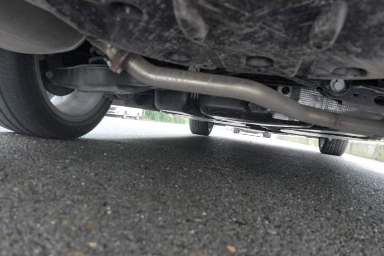 Used Toyota Avalon 2024 Dual-Motor 2.0L Luxury Edition Chassis Rear