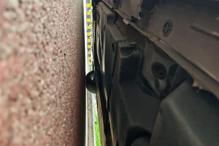 Used Toyota Avalon 2024 Dual-Motor 2.0L Premium Edition Chassis Rear Left