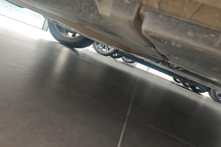 Used Toyota Avalon 2024 2.0L Premium Edition Chassis Rear Right