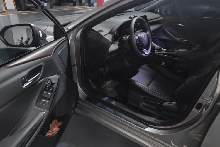 Used Toyota Avalon 2024 2.0L Ambition Edition Driver Seat