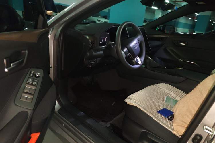 Used Toyota Avalon 2024 2.0L Ambition Edition Driver Seat
