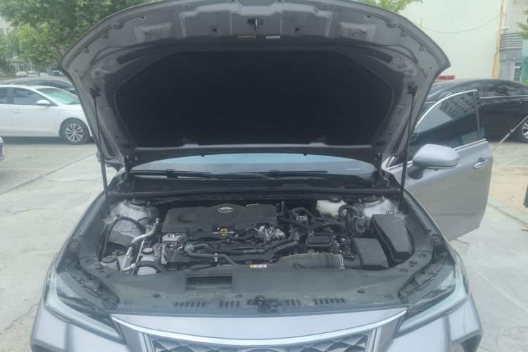 Used Toyota Avalon 2024 Dual-Engine 2.5L XLE Premium Edition Engine Bay