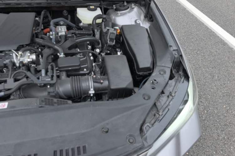 Used Toyota Avalon 2024 Dual-Motor 2.0L Luxury Edition Engine Bay Left