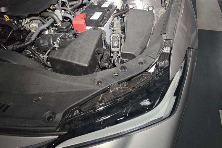 Used Toyota Avalon 2024 2.0L Ambition Edition Engine Bay Left