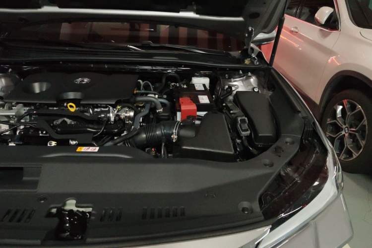 Used Toyota Avalon 2024 2.0L Ambition Edition Engine Bay Left