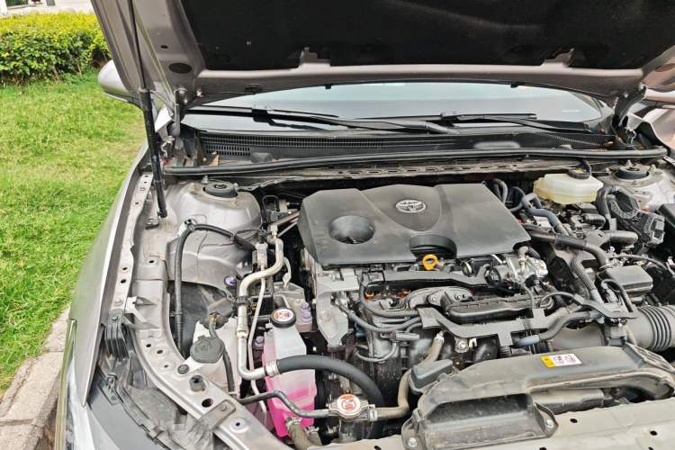 Used Toyota Avalon 2024 Dual-Motor 2.0L Premium Edition Engine Bay Right