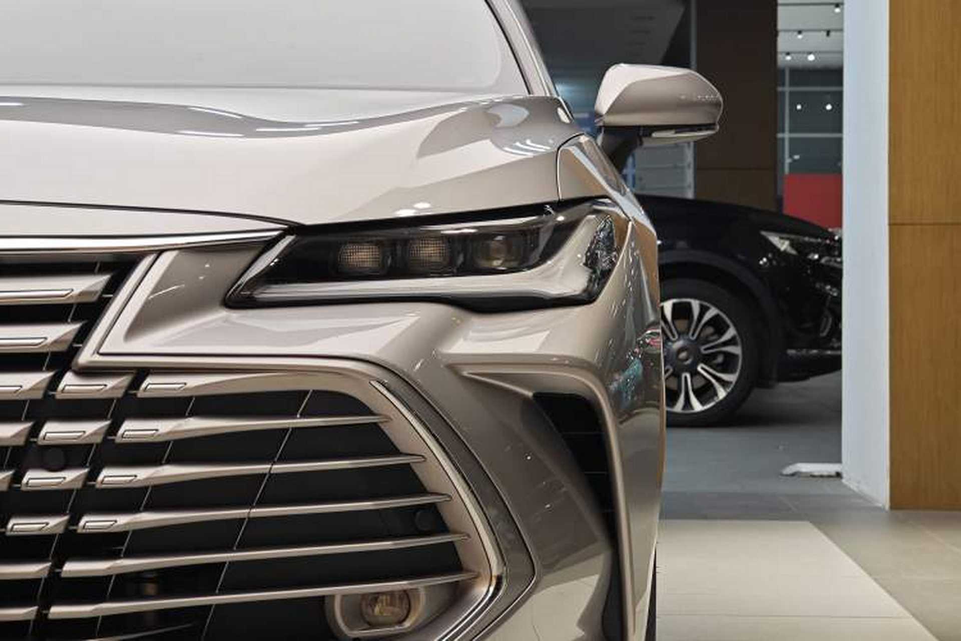 Used Toyota Avalon 2024 Dual-Motor 2.0L Luxury Edition Exterior 1