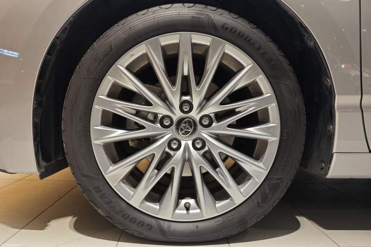 Used Toyota Avalon 2024 Dual-Motor 2.0L Luxury Edition Exterior 2