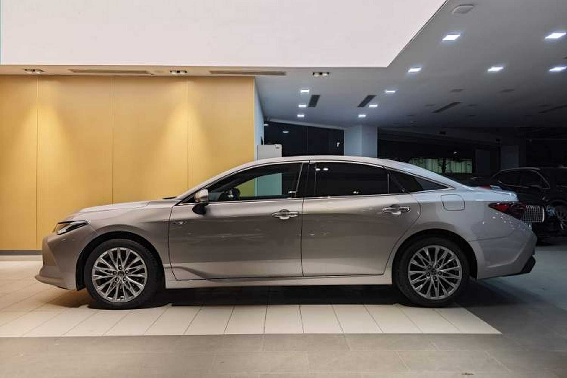 Used Toyota Avalon 2024 Dual-Motor 2.0L Luxury Edition Exterior 6
