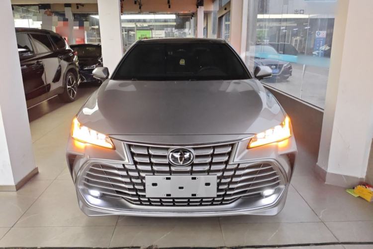 Used Toyota Avalon 2024 Dual-Motor 2.0L Luxury Edition Front