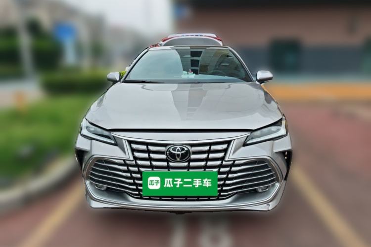 Used Toyota Avalon 2024 Dual-Motor 2.0L Premium Edition Front