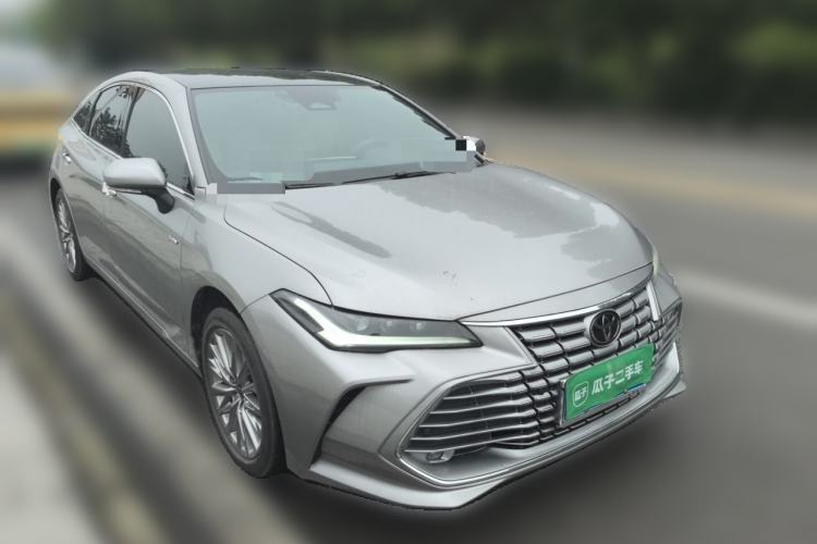 Used Toyota Avalon 2024 Dual-Motor 2.0L Luxury Edition Front Right 45 Deg