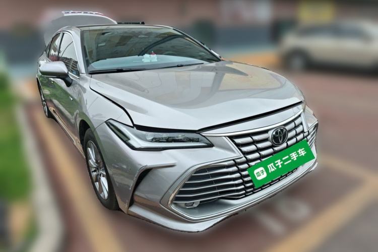 Used Toyota Avalon 2024 Dual-Motor 2.0L Premium Edition Front Right 45 Deg