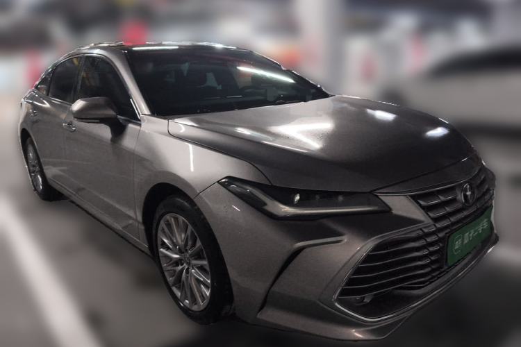 Used Toyota Avalon 2024 2.0L Luxury Edition Front Right 45 Deg