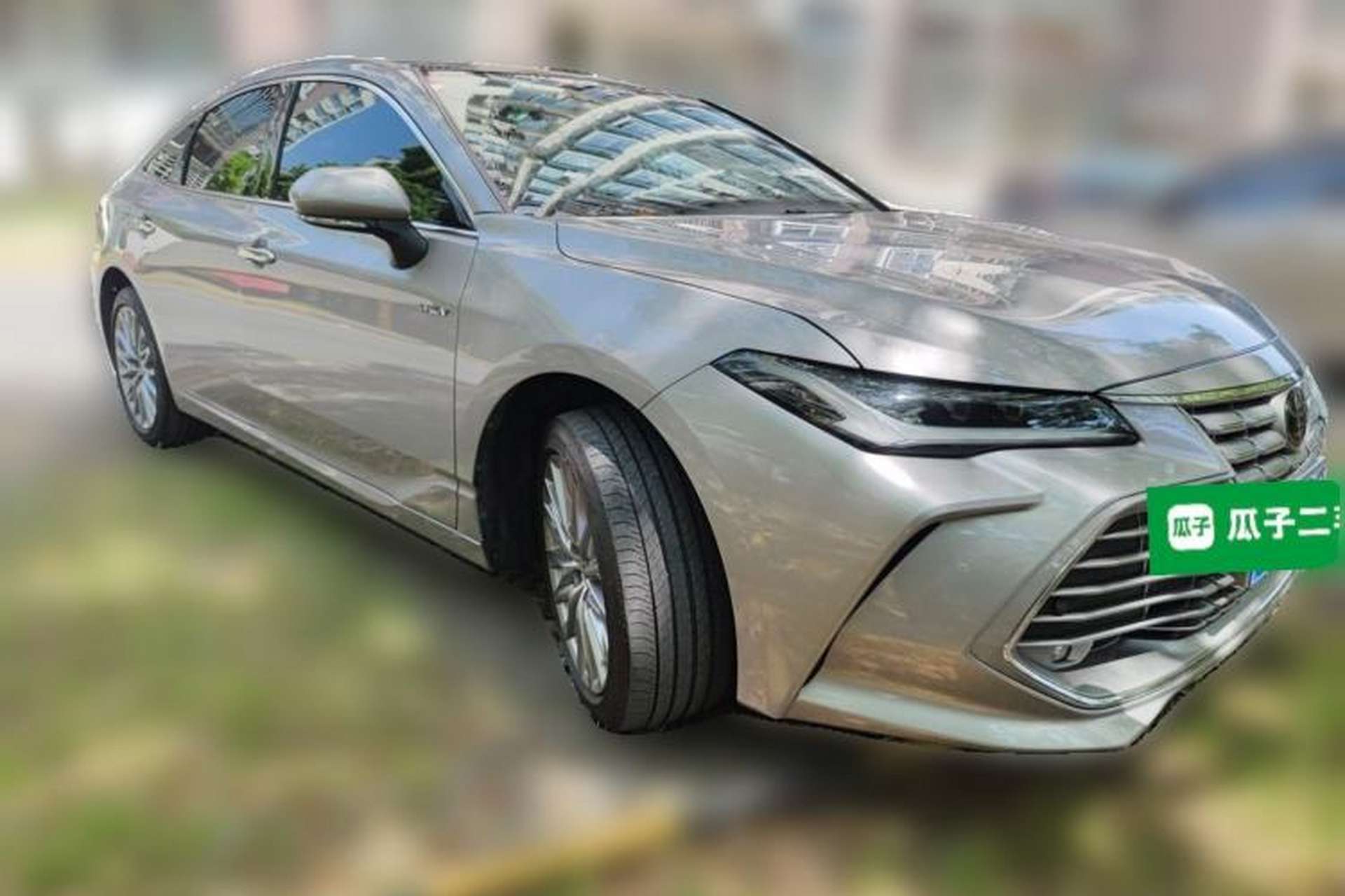 Used Toyota Avalon 2024 Dual-Motor 2.0L Luxury Edition Front Right 45 Deg