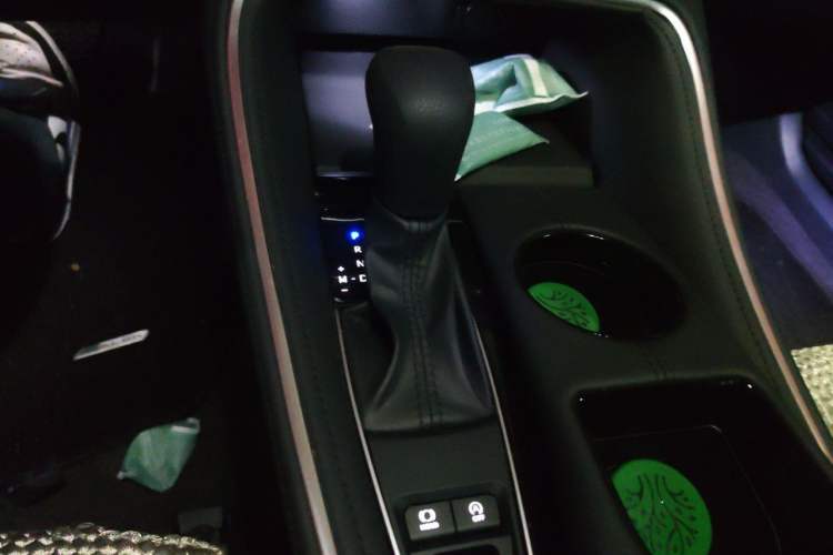 Used Toyota Avalon 2024 2.0L Ambition Edition Gear Lever