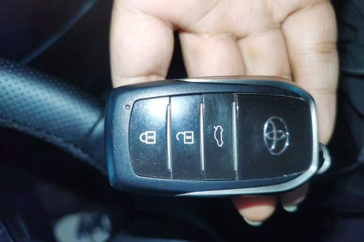 Used Toyota Avalon 2024 Dual-Motor 2.0L Luxury Edition Interior 1