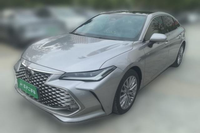 Used Toyota Avalon 2024 Dual-Engine 2.5L XLE Premium Edition