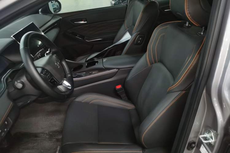 Used Toyota Avalon 2024 Dual-Motor 2.0L Luxury Edition Left Front Seat