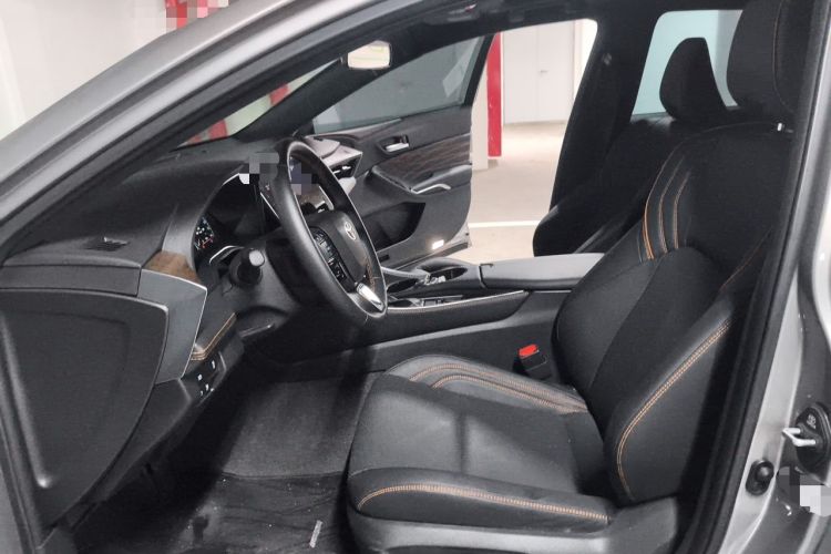 Used Toyota Avalon 2024 2.0L Luxury Edition Left Front Seat
