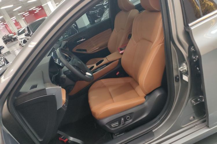 Used Toyota Avalon 2024 Dual-Motor 2.0L Luxury Edition Left Front Seat
