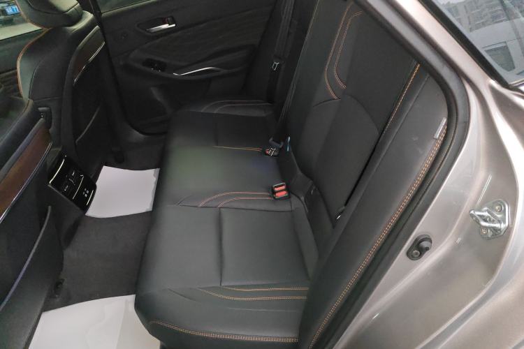 Used Toyota Avalon 2024 Dual-Motor 2.0L Luxury Edition Left Rear Seat
