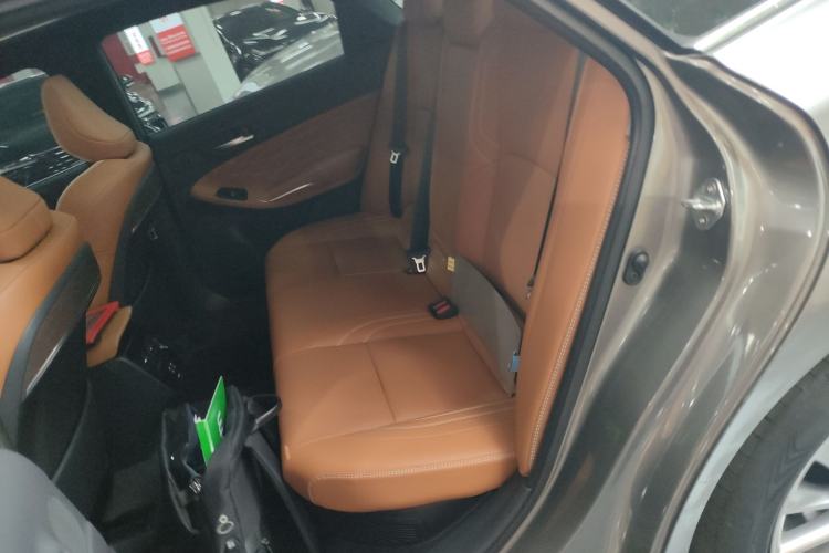 Used Toyota Avalon 2024 Dual-Motor 2.0L Luxury Edition Left Rear Seat