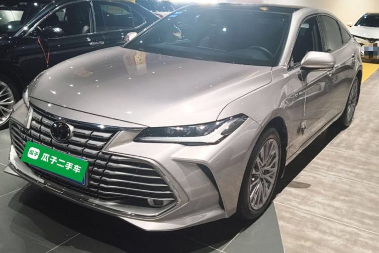 Toyota Avalon 2024 Dual-Motor 2.0L Luxury Edition