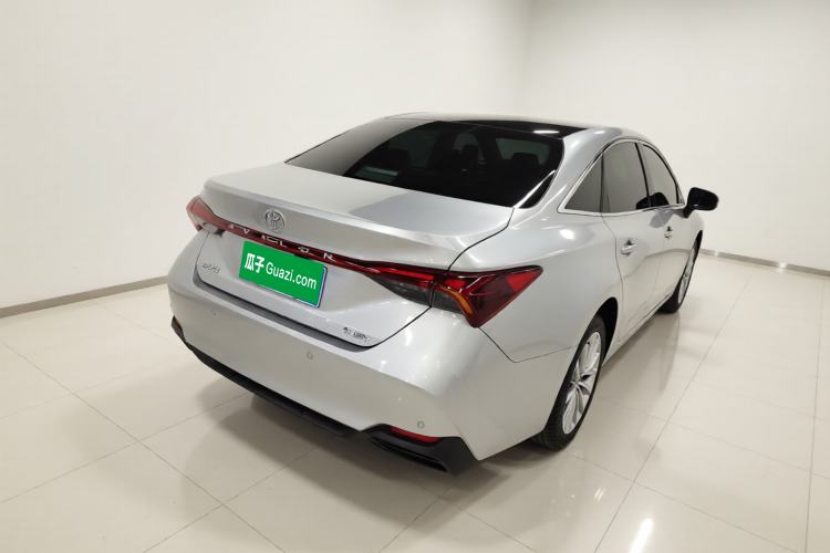 Used Toyota Avalon 2024 Dual-Motor 2.0L Luxury Edition Rear Right 45 Deg