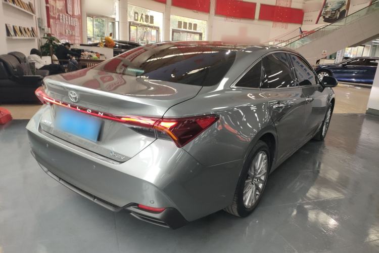 Used Toyota Avalon 2024 Dual-Motor 2.0L Luxury Edition Rear Right 45 Deg