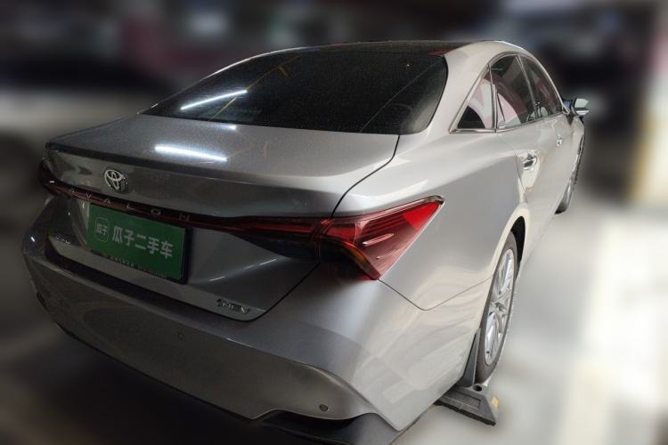 Used Toyota Avalon 2024 Dual-Motor 2.0L Luxury Edition Rear Right 45 Deg