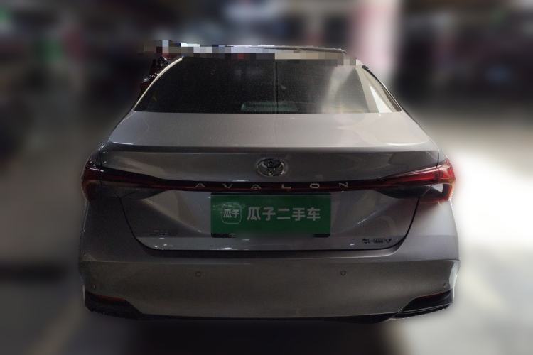 Used Toyota Avalon 2024 Dual-Motor 2.0L Luxury Edition Rear
