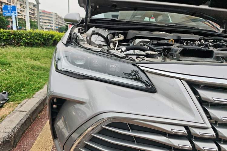 Used Toyota Avalon 2024 Dual-Motor 2.0L Premium Edition Right Front Headlight