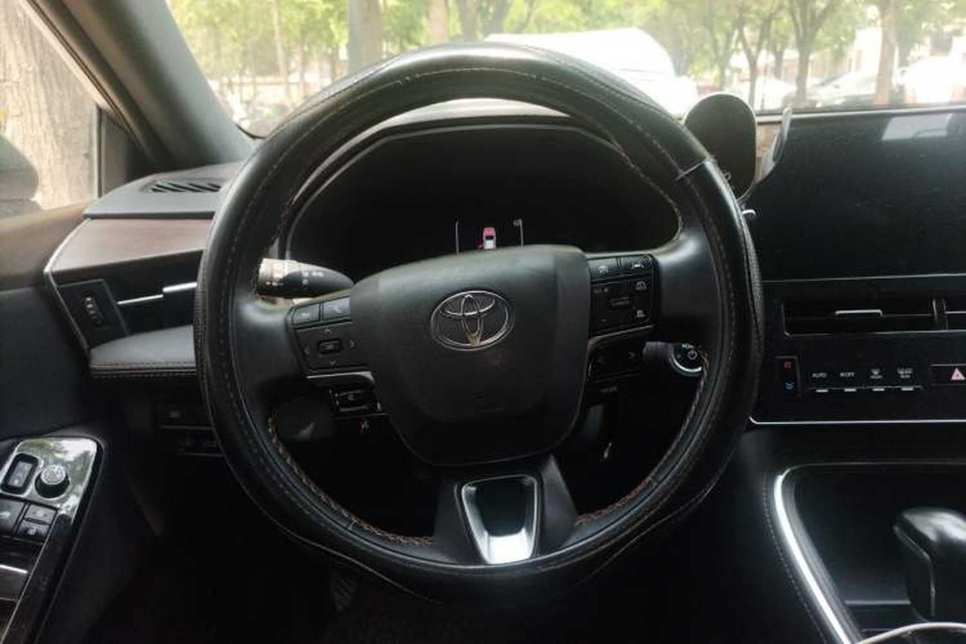 Used Toyota Avalon 2024 Dual-Motor 2.0L Luxury Edition Steering Wheel