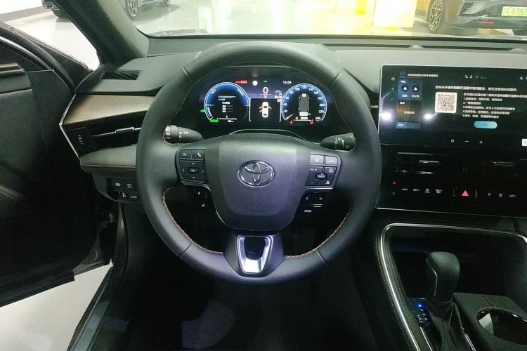 Used Toyota Avalon 2024 Dual-Engine 2.5L XLE Premium Edition Steering Wheel